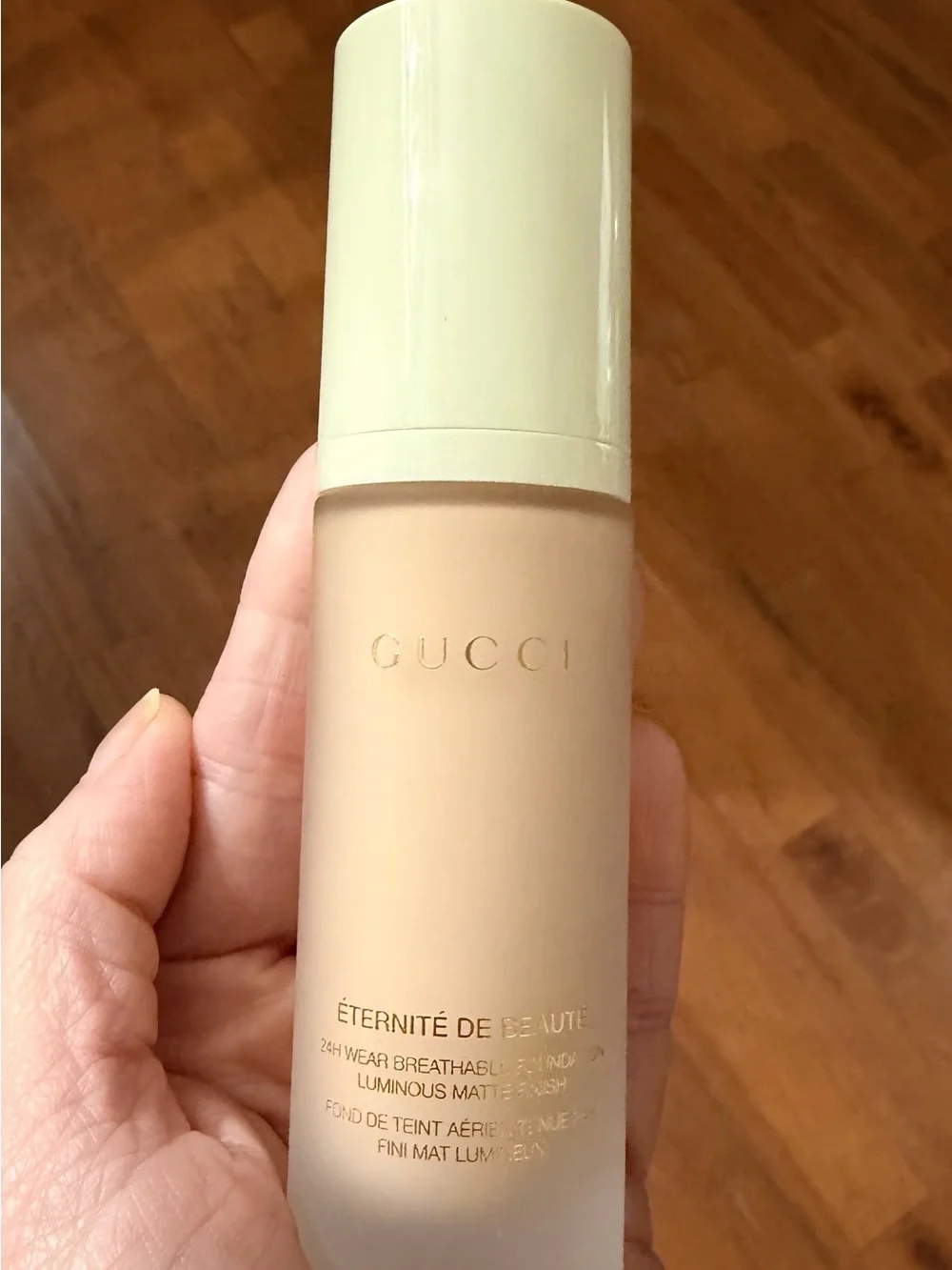 Gucci Éternité de Beauté Foundation — Fair 180W